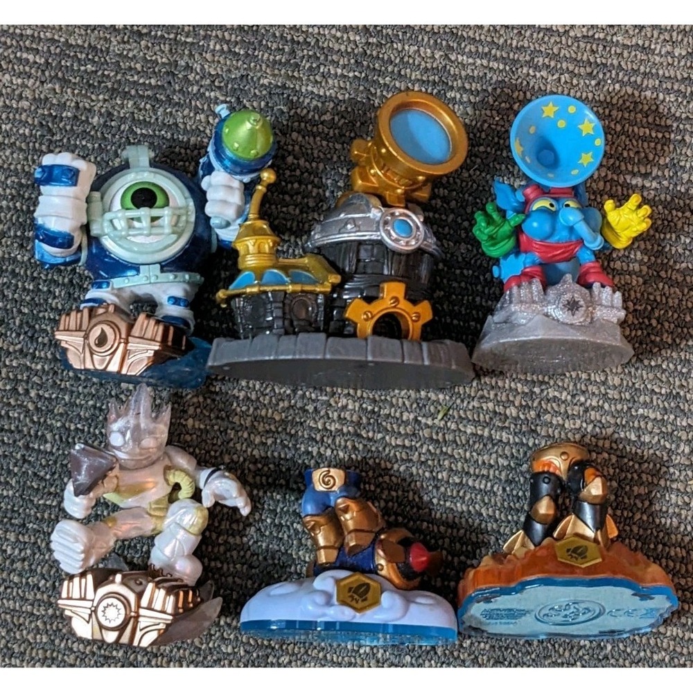 Skylanders Lot 4 Full Figures, 2 Swap Force Half Body Parts